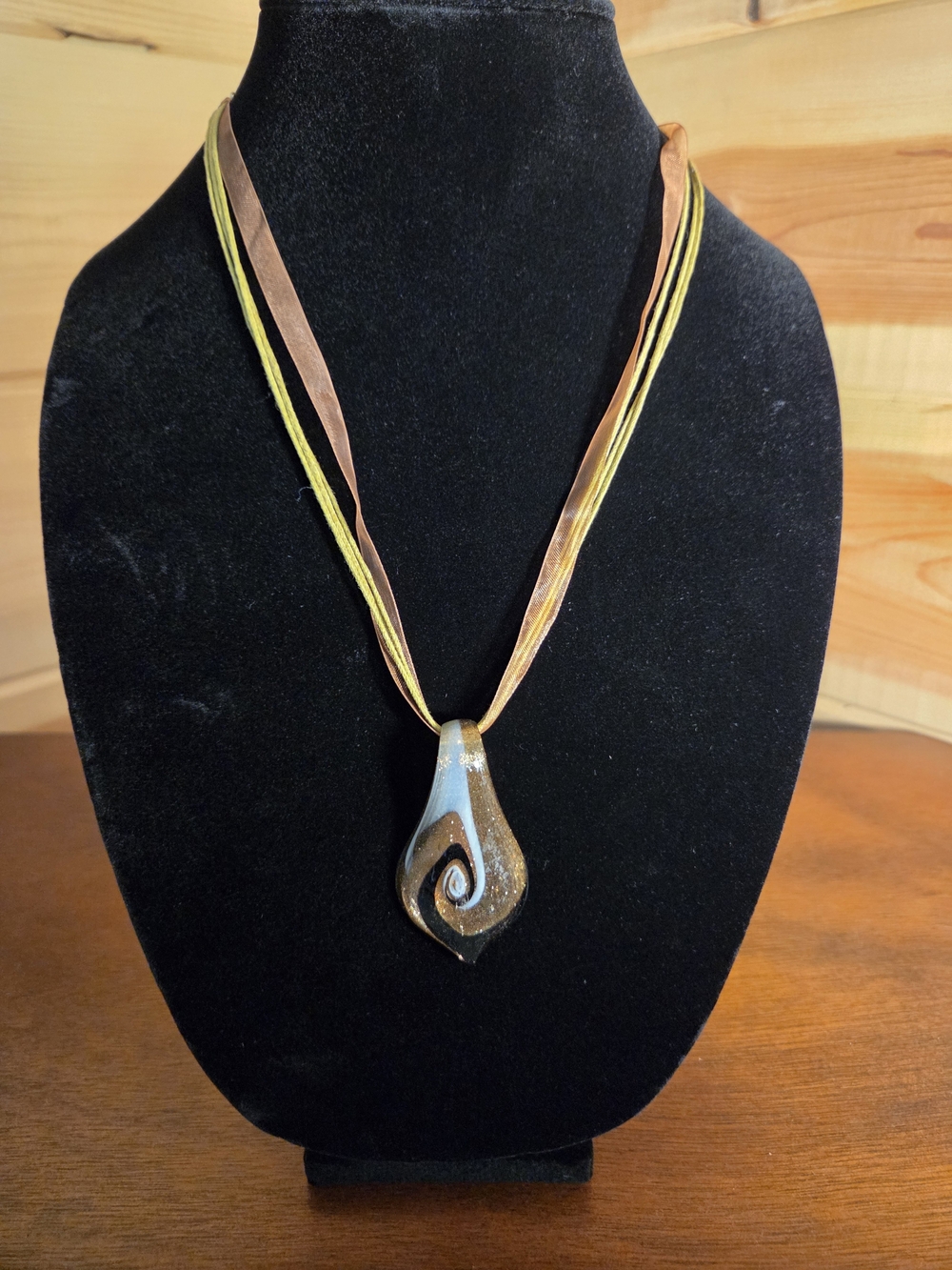 Vintage Rmn Swirl Glass Teardrop‎ Necklace in Black and Gold